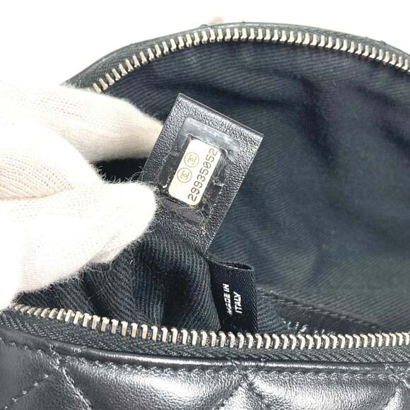 CHANEL Black Leather Logo Shoulder Bag - Picture 11 of 13